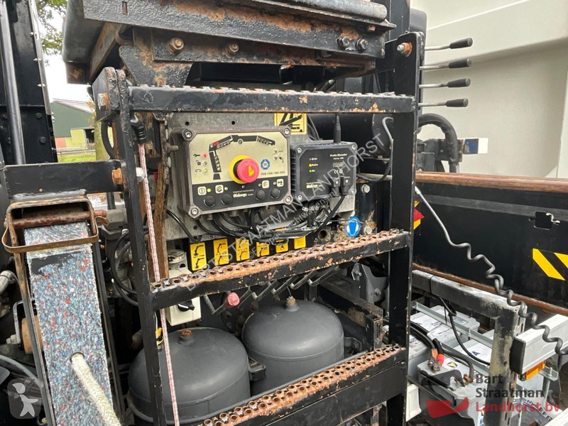 Kamion DAF FAN 75250 6x2 Euro 5 met 2 zijden...