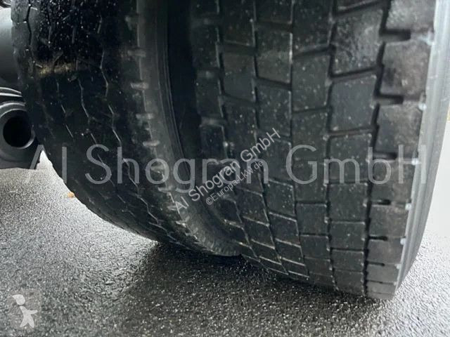 Camion Mercedes 1318 4x2 / Euro 6 / Schaltung 1218