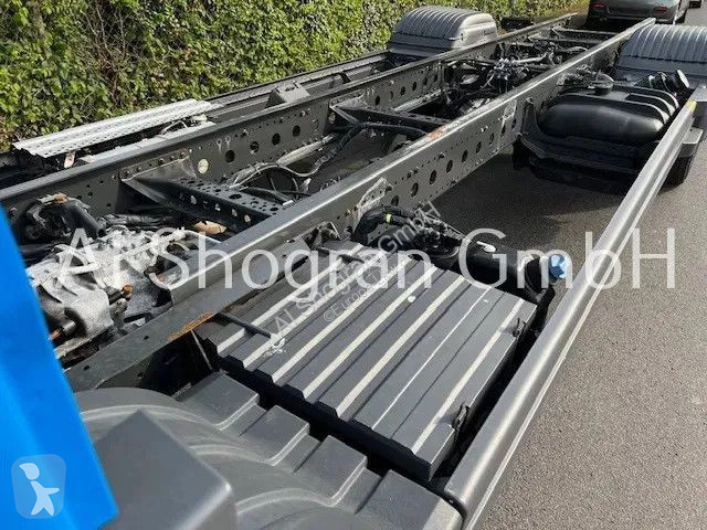 Kamion Mercedes 1318 Schaltung/Klima/Euro 6/1218