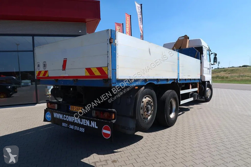 Kamion Scania R143-420 V8 EFFER 8200 Kraan -...
