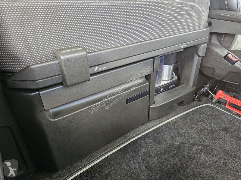 Vrachtwagen Volvo 10x4 / ERKIN 245.000 L 7+5 /...