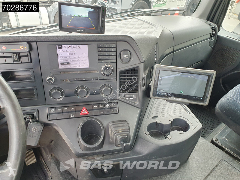 Camion Mercedes 3240 8X4 HIAB 211E-6 HIPRO...