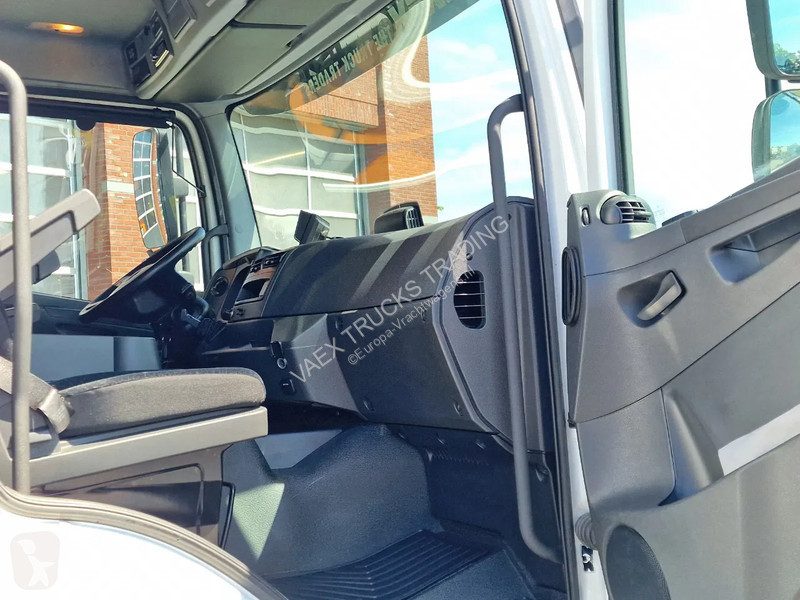 Kamion Mercedes 1524 Box with sidedoors - Zepro...