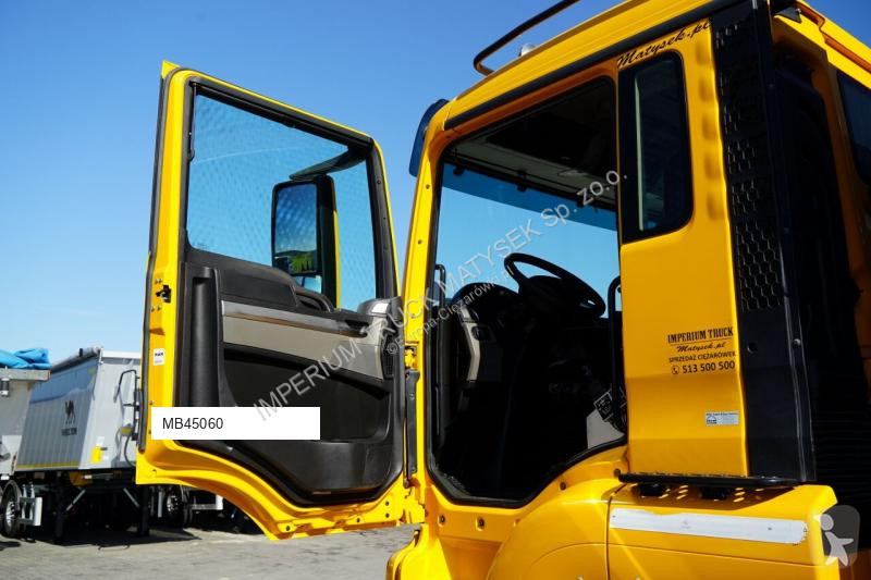 شاحنة MAN TGS 35.500