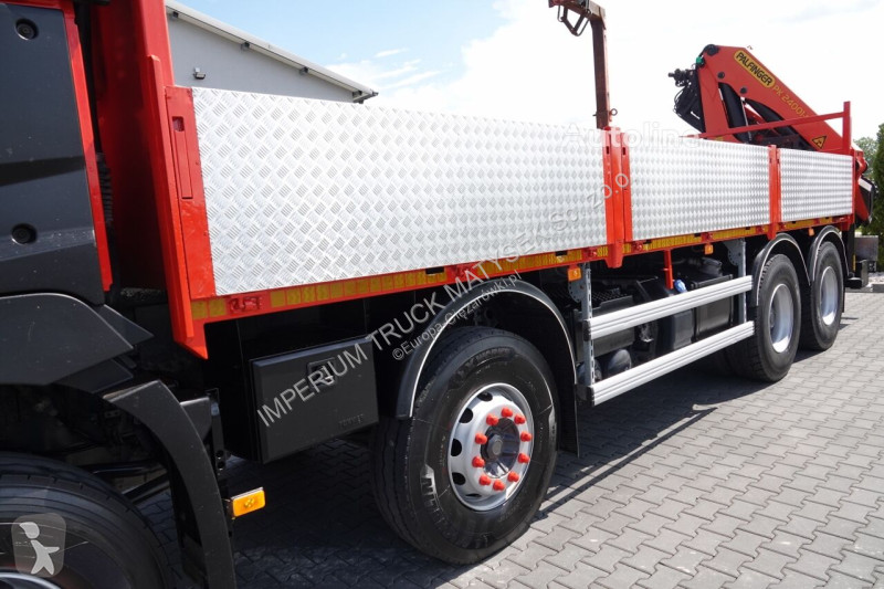 Camião Renault pk 24001 k-c