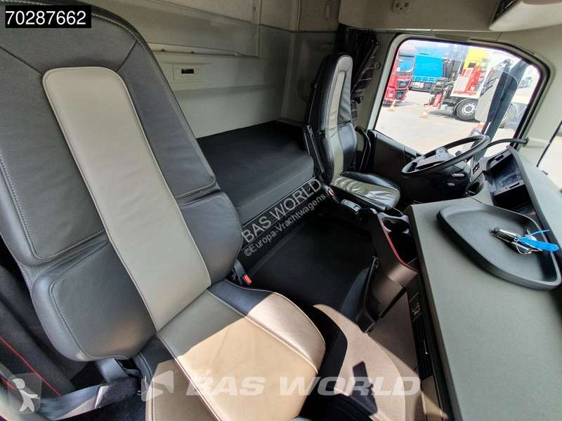 Kamion Volvo 500  6X2 BDF Liftaxle Automatic...