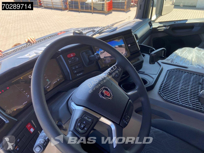 Camion Scania 420 8X4 NEW! 13,5m3 3-way tipper...