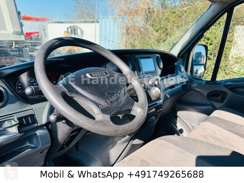 Véhicule utilitaire Iveco 70
