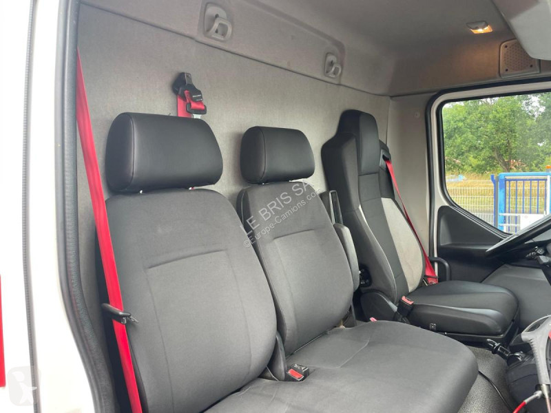 Lastbil Renault  D250 NARROW / D16