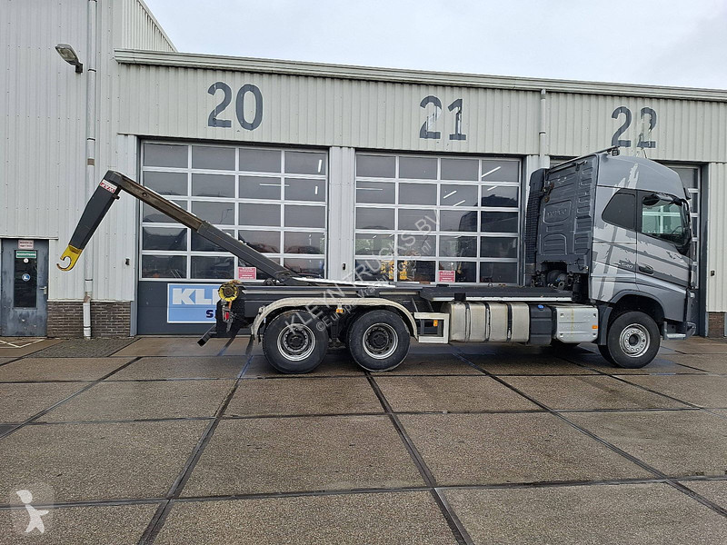 Kamion Volvo 6X4 BOOGIE LIFT VDL