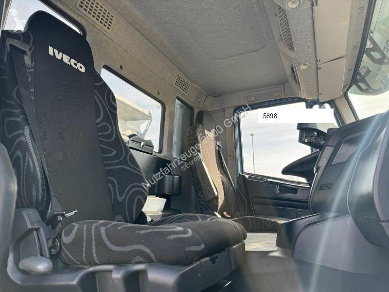 Vrachtwagen Iveco