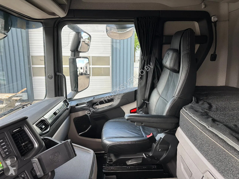 Camion Scania R660 V8 6x4 Chassis with ift-Axle...