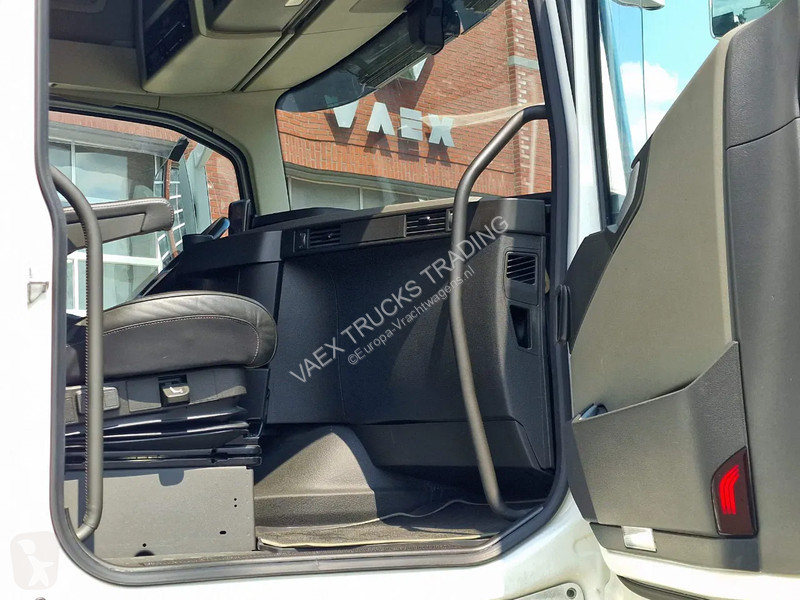 Camion Volvo 13500 Globetrotter XL 6x2 - BDF -...