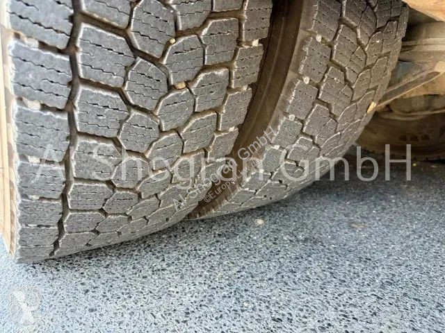 Camion Volvo 16750 6x4/Kran Jonsered...