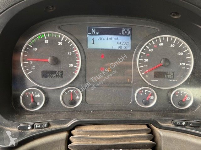 Camion MAN 33.320 6X4 HINTEN LUFT