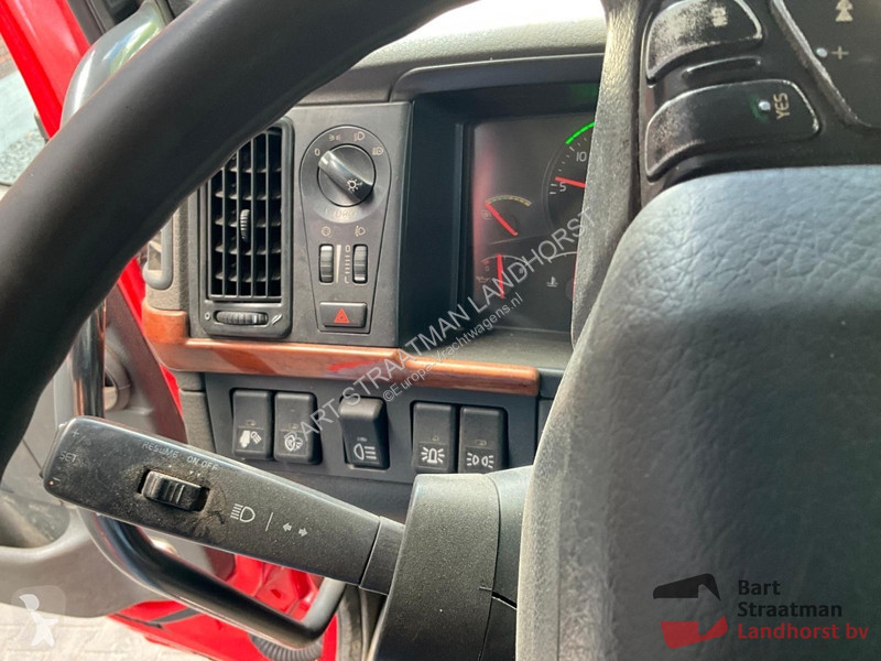 Camión Volvo 420 8x4 Euro 5 with Cable...