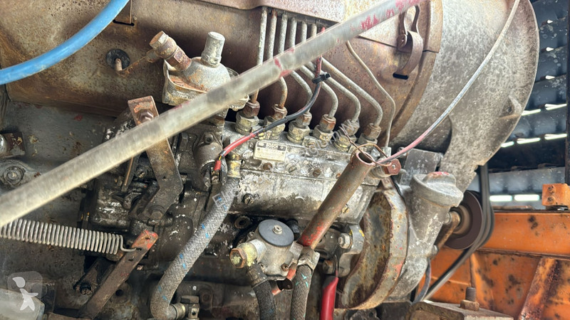 Camion Iveco 160 - 15 (GRAND PONT / LAMES / 4X4)