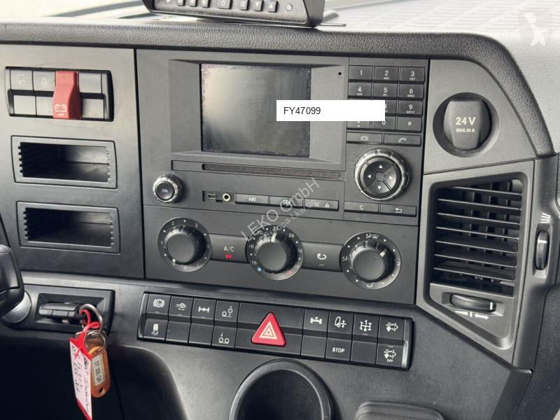Kamion Mercedes XS 144