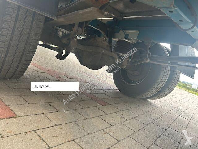 Samochód dostawczy Mercedes 516