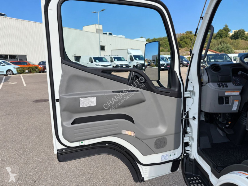 Užitkové vozidlo Mitsubishi 3C15 150CV 3L BOB...