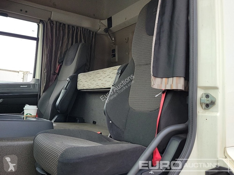 Camion  CF230