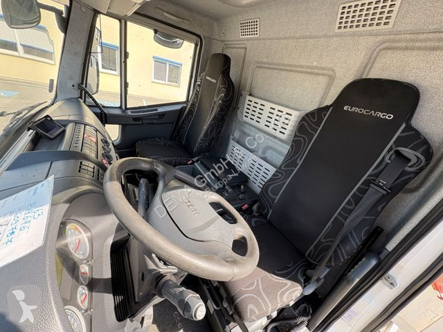 Kamion Iveco...
