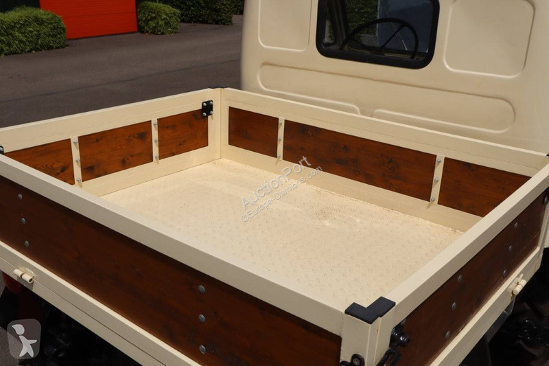 Camion Mercedes 401.104