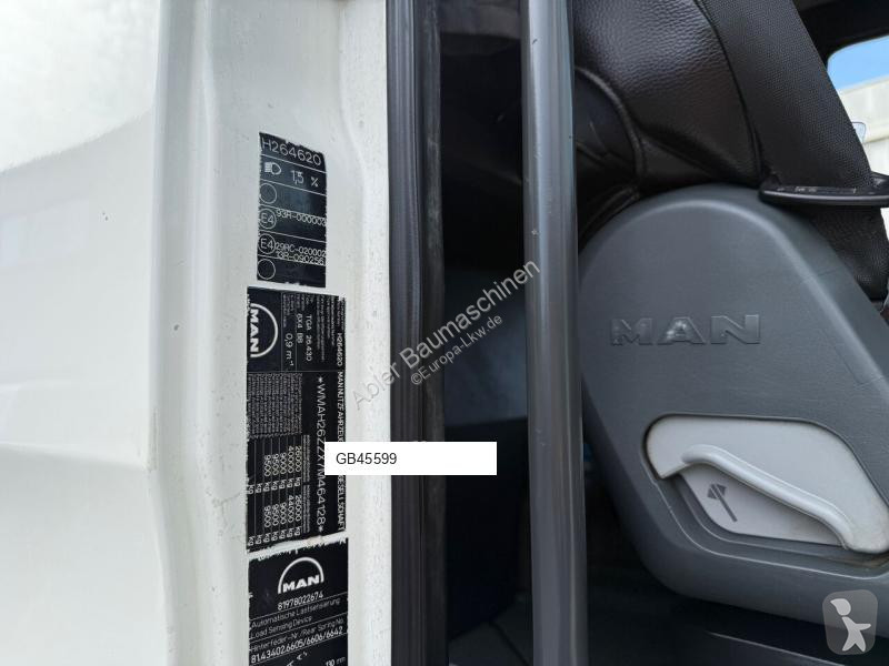 Camion MAN AK16T