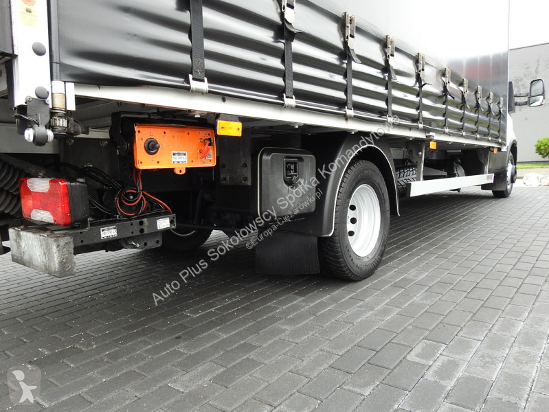 Furgoneta Iveco 70C18 DAILY