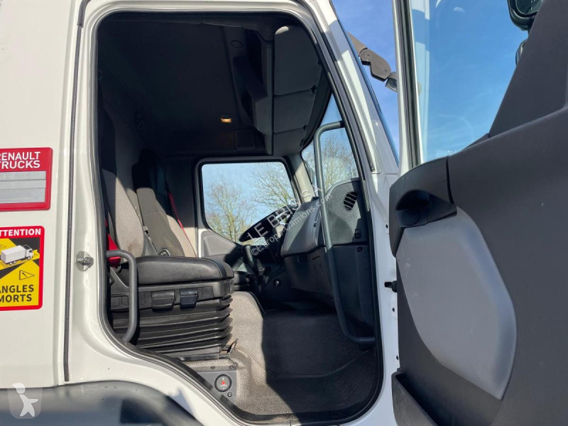Грузовик Renault  D210.13 NARROW