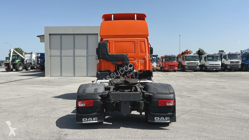 شاحنة DAF CF 410 4X2