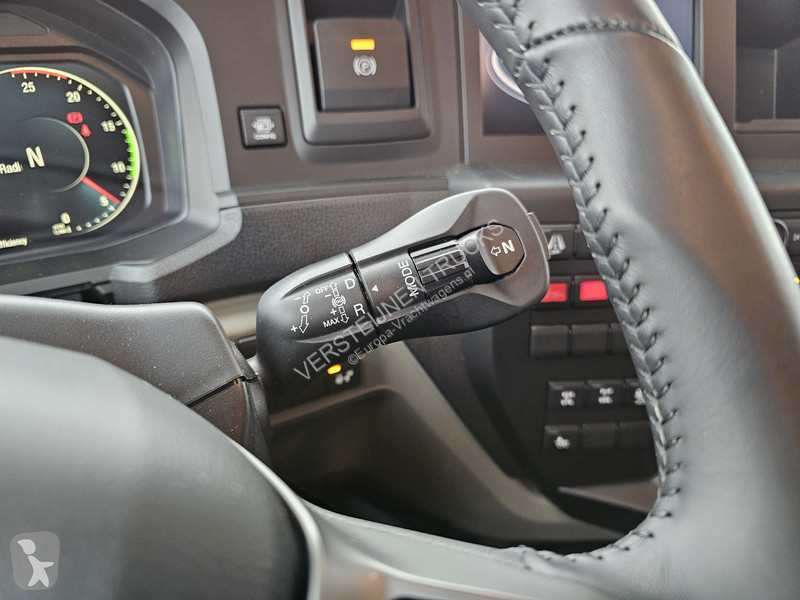 Грузовик MAN 35.470 8x4 / HMF 2243 Z KRAAN +...