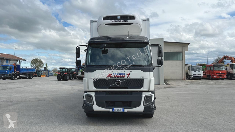 Camion Volvo FE 350 6x2
