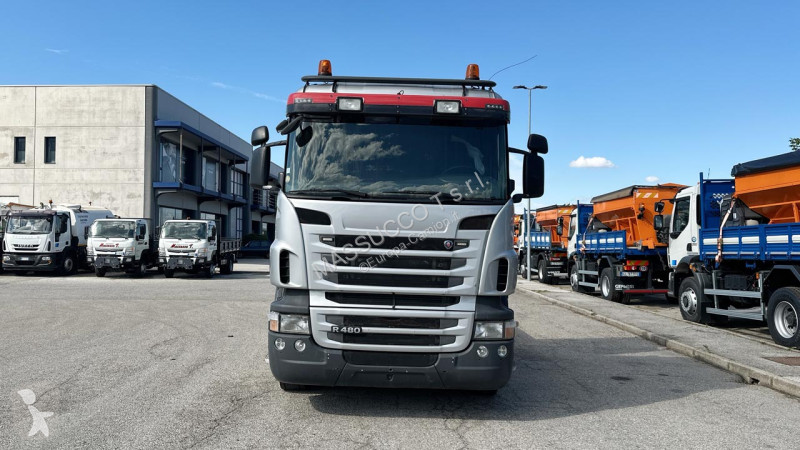 شاحنة Scania R480 8X2