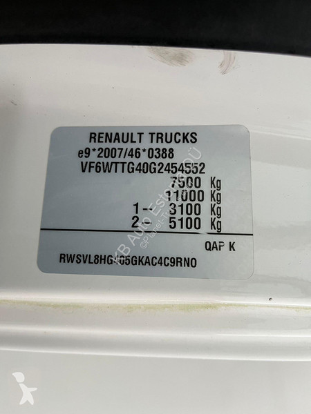 شاحنة Renault D 7.5 4x2 ONLY 34247 km ! / BOX...
