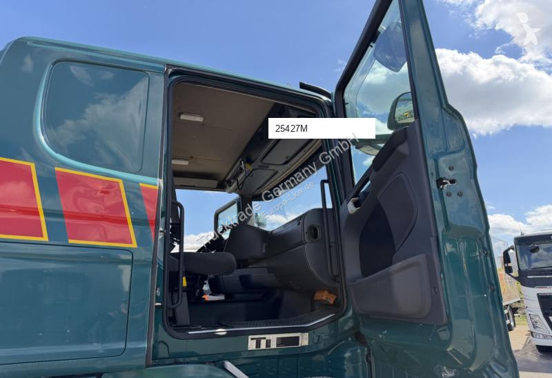 شاحنة Scania 589 R560 CB 8x4 BDF/HB /...