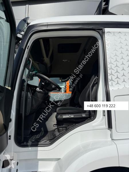 شاحنة Mercedes 2530