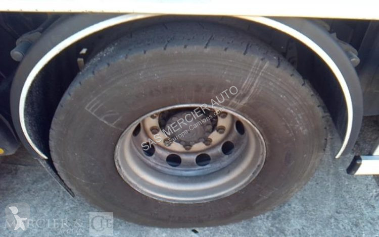 شاحنة Iveco