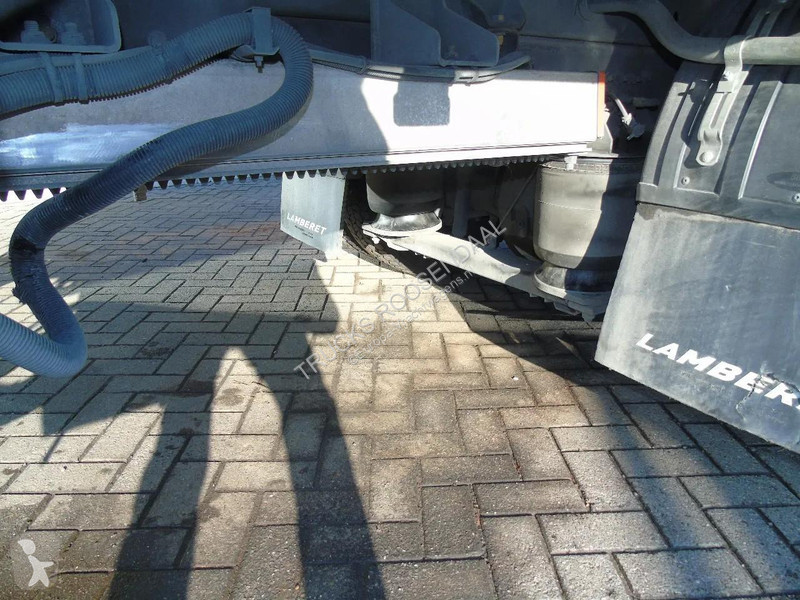 شاحنة Volvo 14.210 + ATP/FRC + CARRIER + LIFT +...