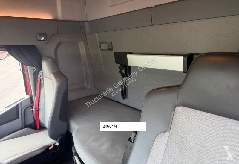 شاحنة Renault 586 T460.18
