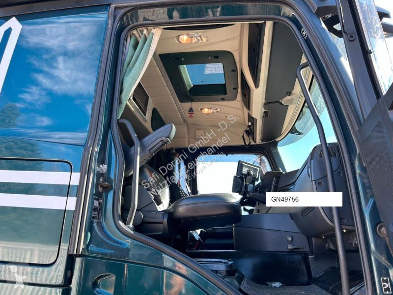 شاحنة Mercedes 302