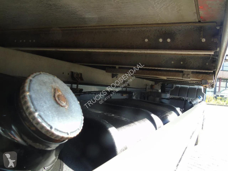 شاحنة Mercedes 1218 + euro 5 + lift