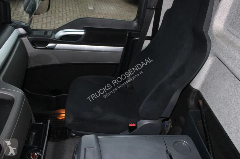 شاحنة MAN 8.220 + EURO 6 + LIFT