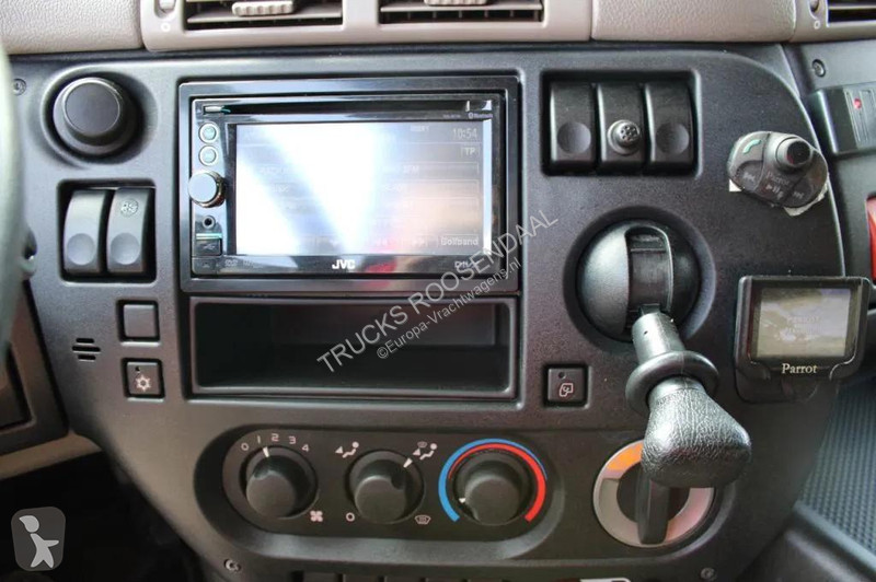 شاحنة DAF 220 + lift + euro 5