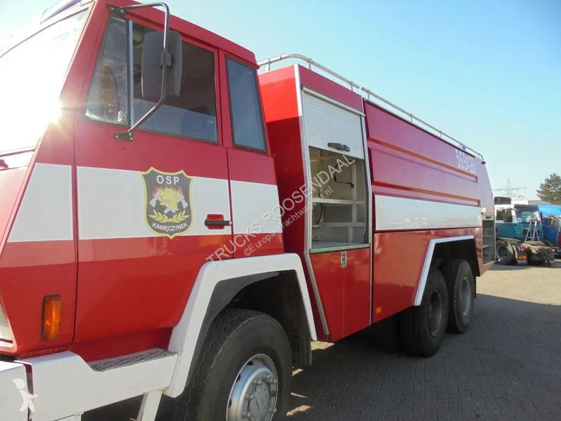 شاحنة Steyr 1490 + Manual + 6X6 + 16000 L + TATRA