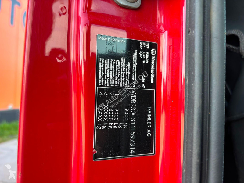 Camion Mercedes 1832 4x2 FASSI F135A22 / BOX...