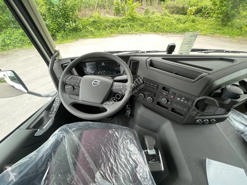 شاحنة Volvo 500 Volvo  500 8X4 Retarder...