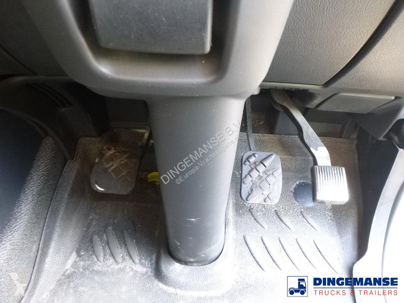شاحنة Renault 190 dxi 4x2 RHD frigo box 20 m3