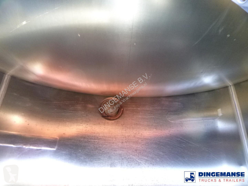 شاحنة Renault 270 dxi 4x2 fuel tank 13.3 m3 / 4...