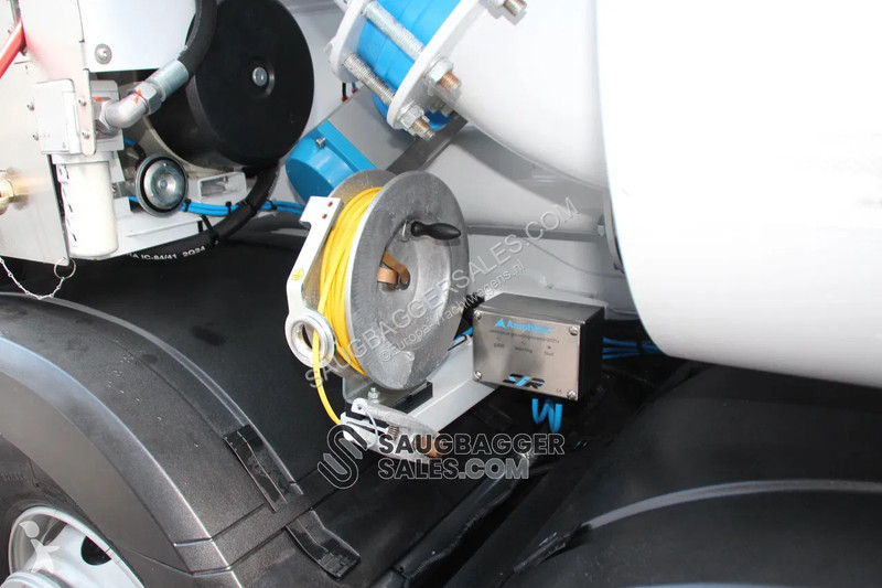 شاحنة Mercedes 3753 Amphitec Vortex 11000